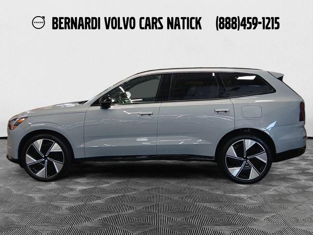 2025 Volvo EX90