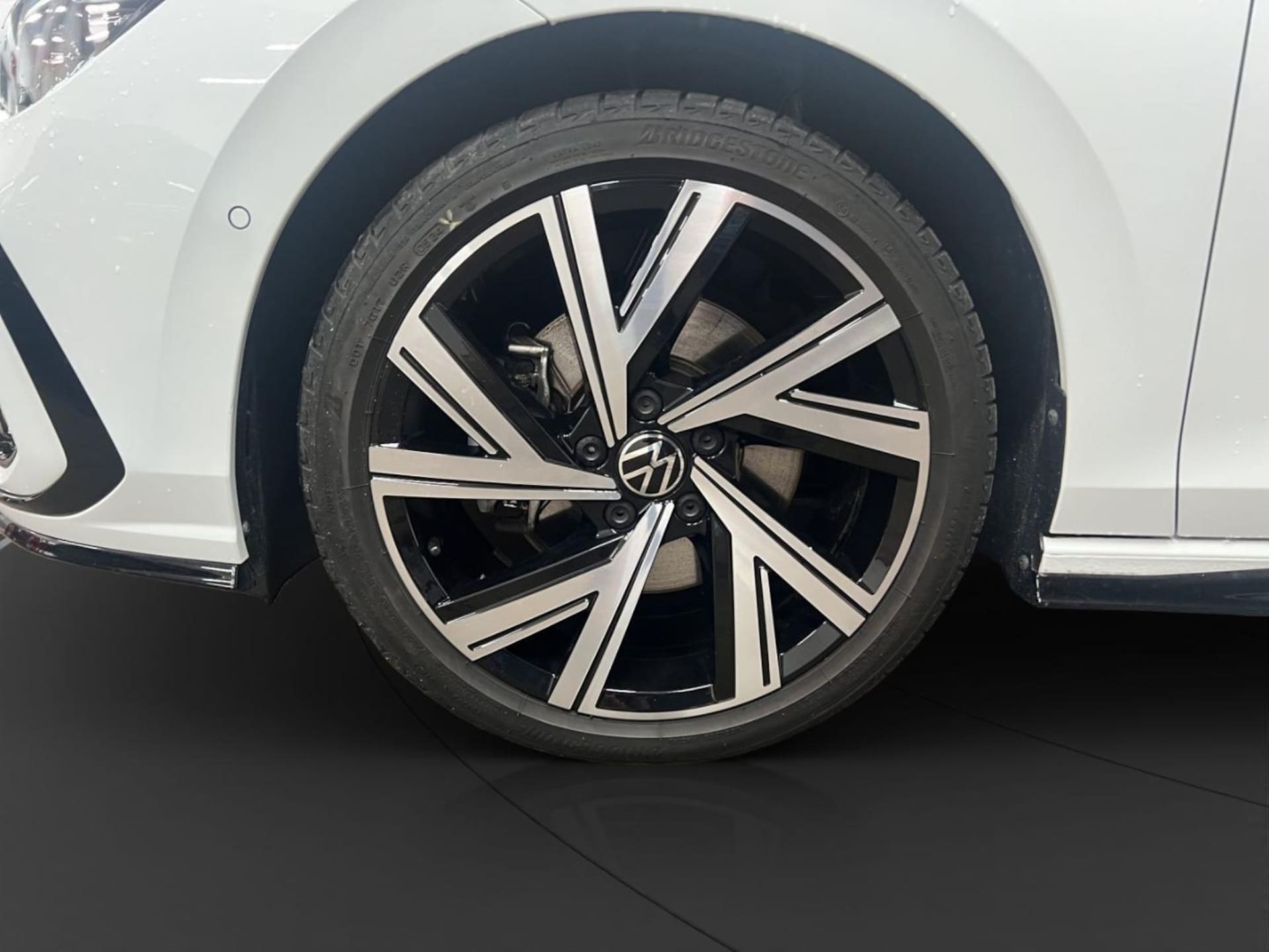 Volkswagen Golf Variant R-Line