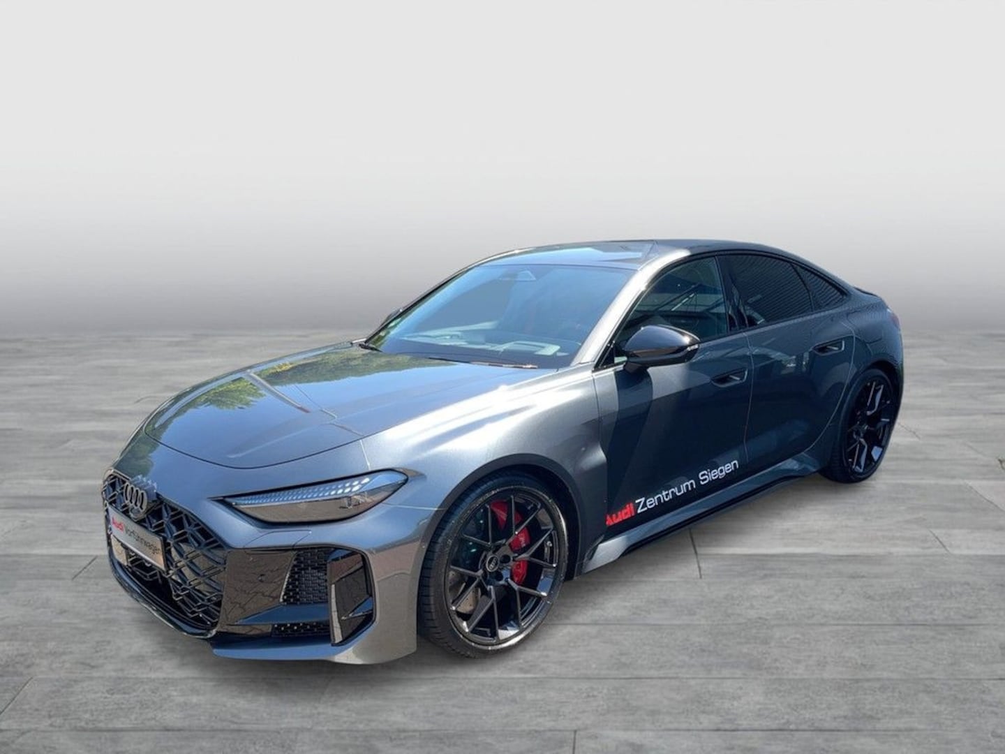 Bild über Audi RS 5 Limousine TFSI quattro 470 kW tiptronic - für weitere Informationen kontaktieren Sie den Audi Partner