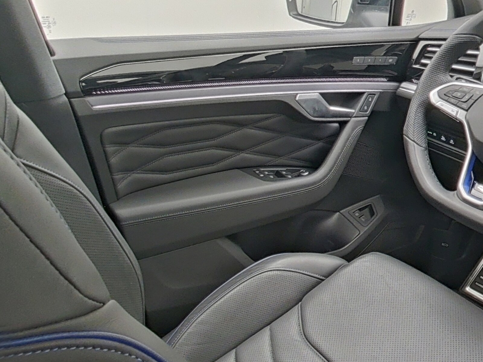 Volkswagen Touareg – Bild 13