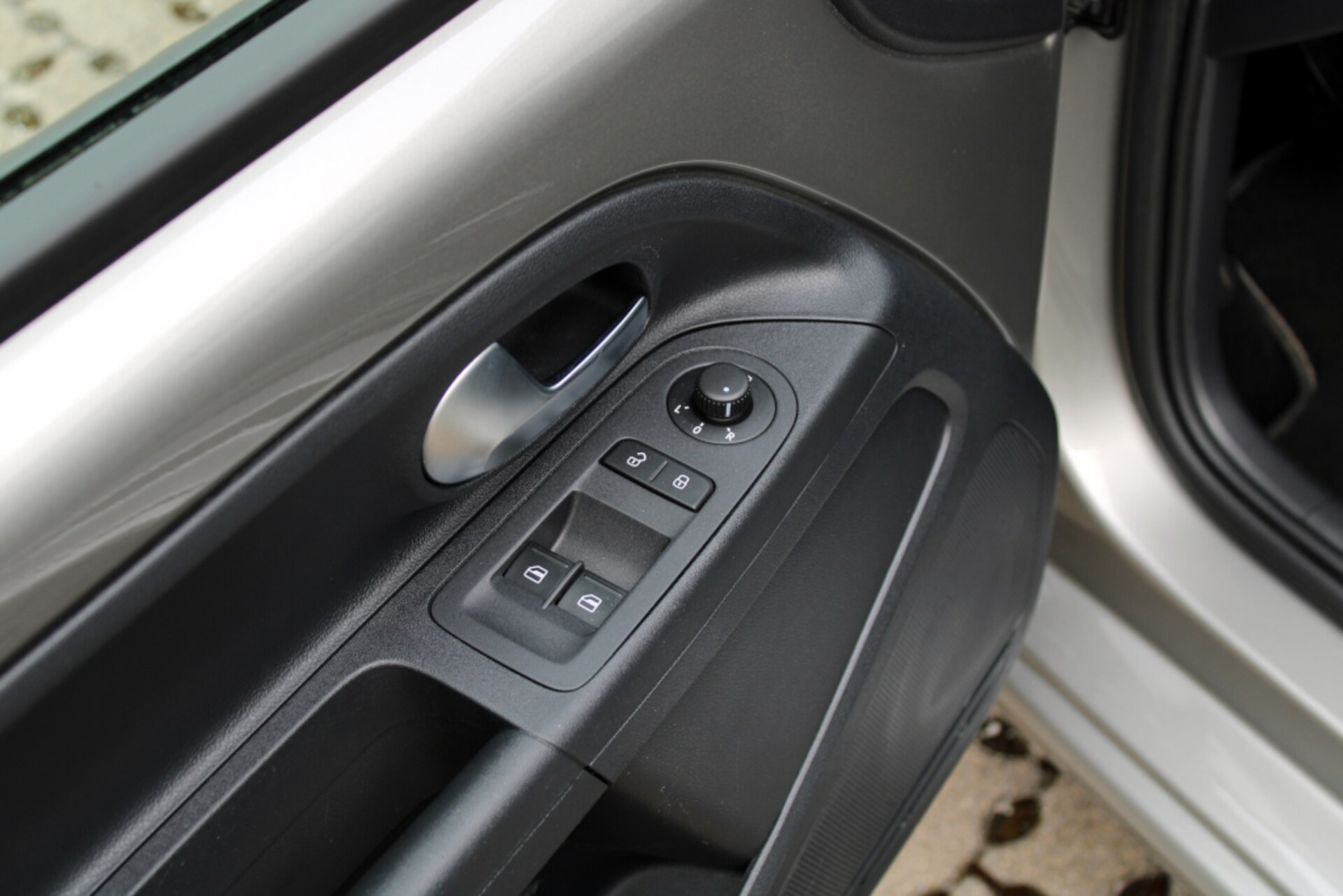 Volkswagen up! move up!