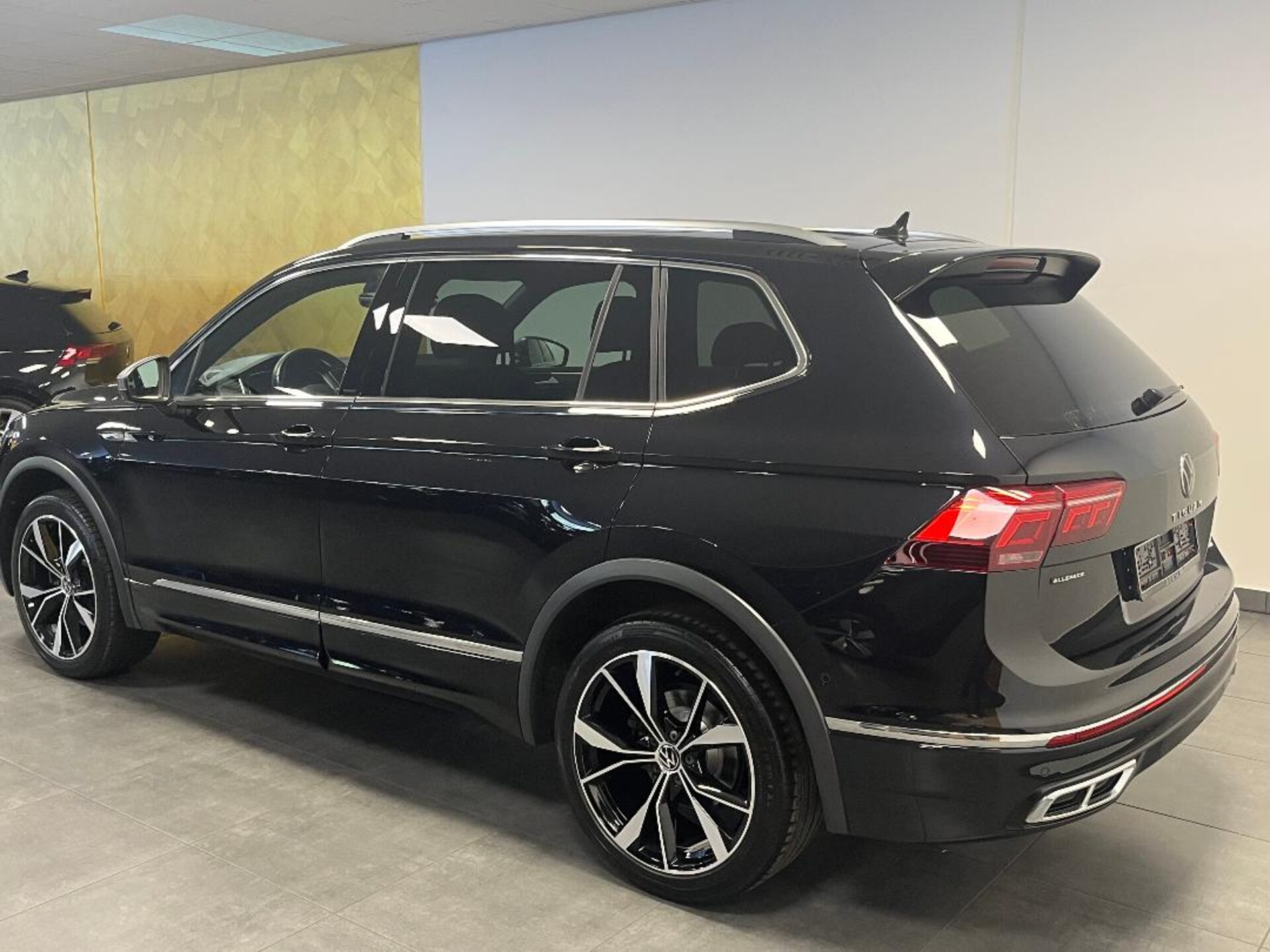 Volkswagen Tiguan Allspace R-Line
