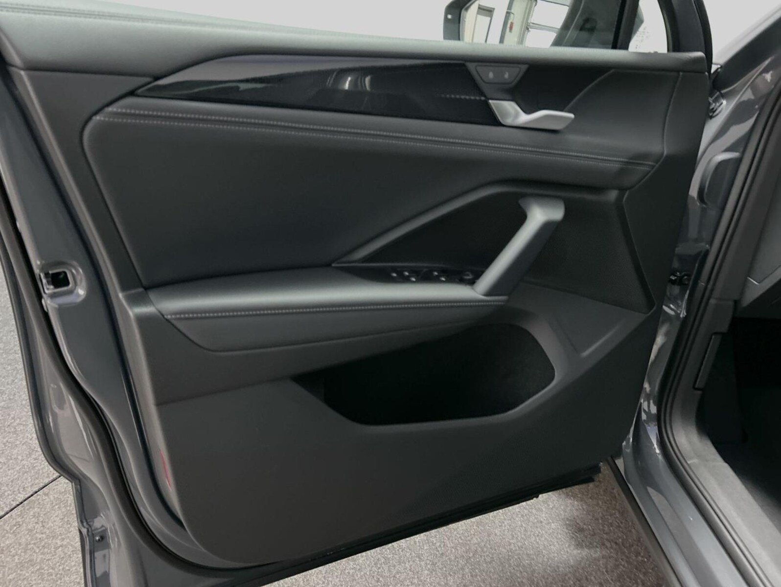 Volkswagen Tiguan – Bild 12