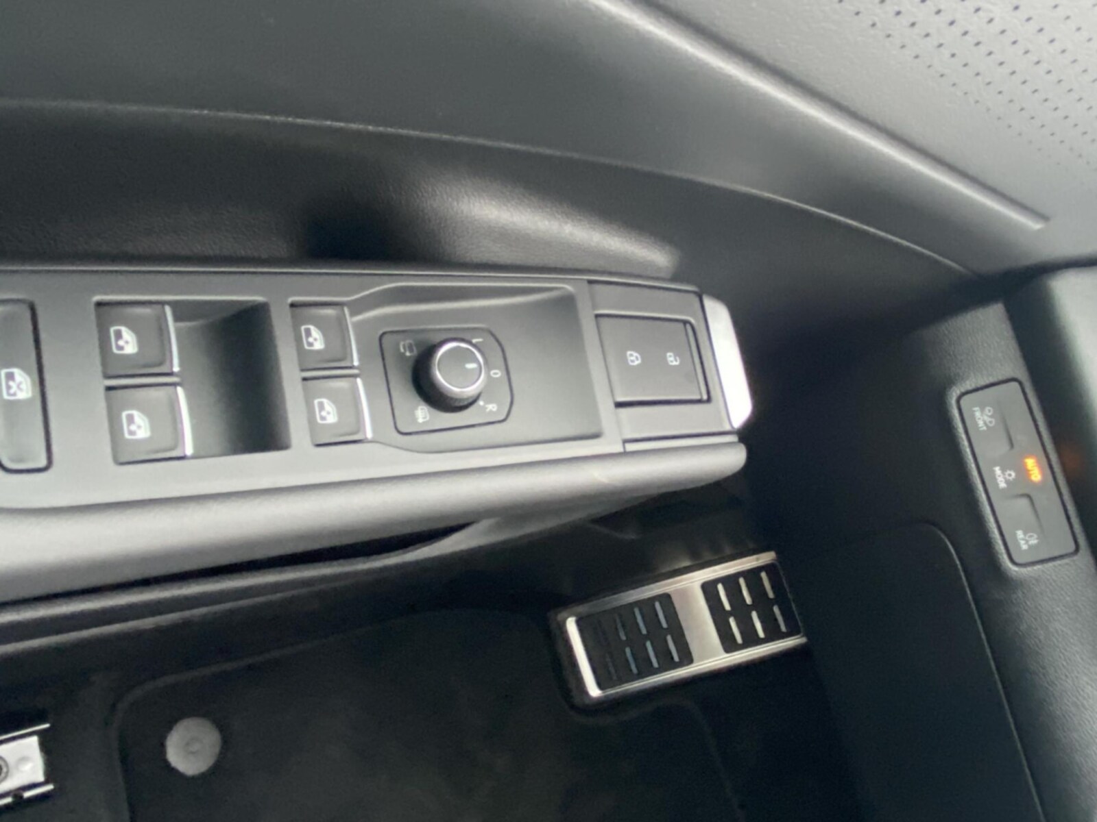 Volkswagen T-Roc – Bild 11