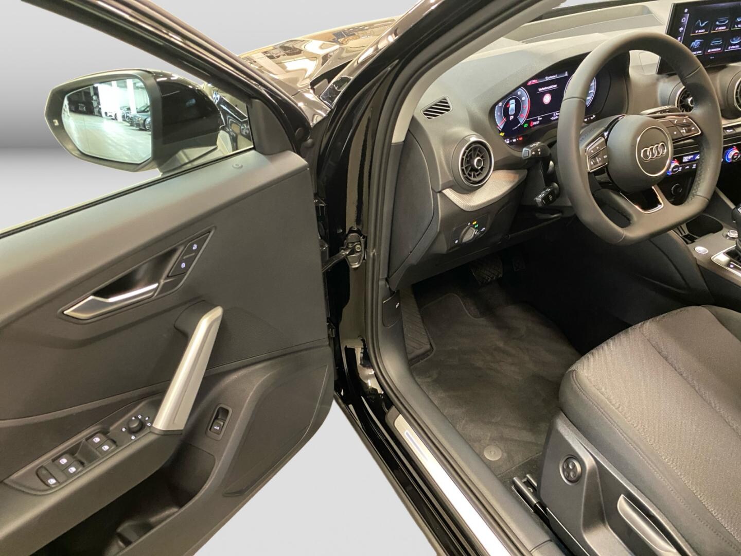 Bild über Audi Q2 advanced 35 TFSI S tronic - für weitere Informationen kontaktieren Sie den Audi Partner