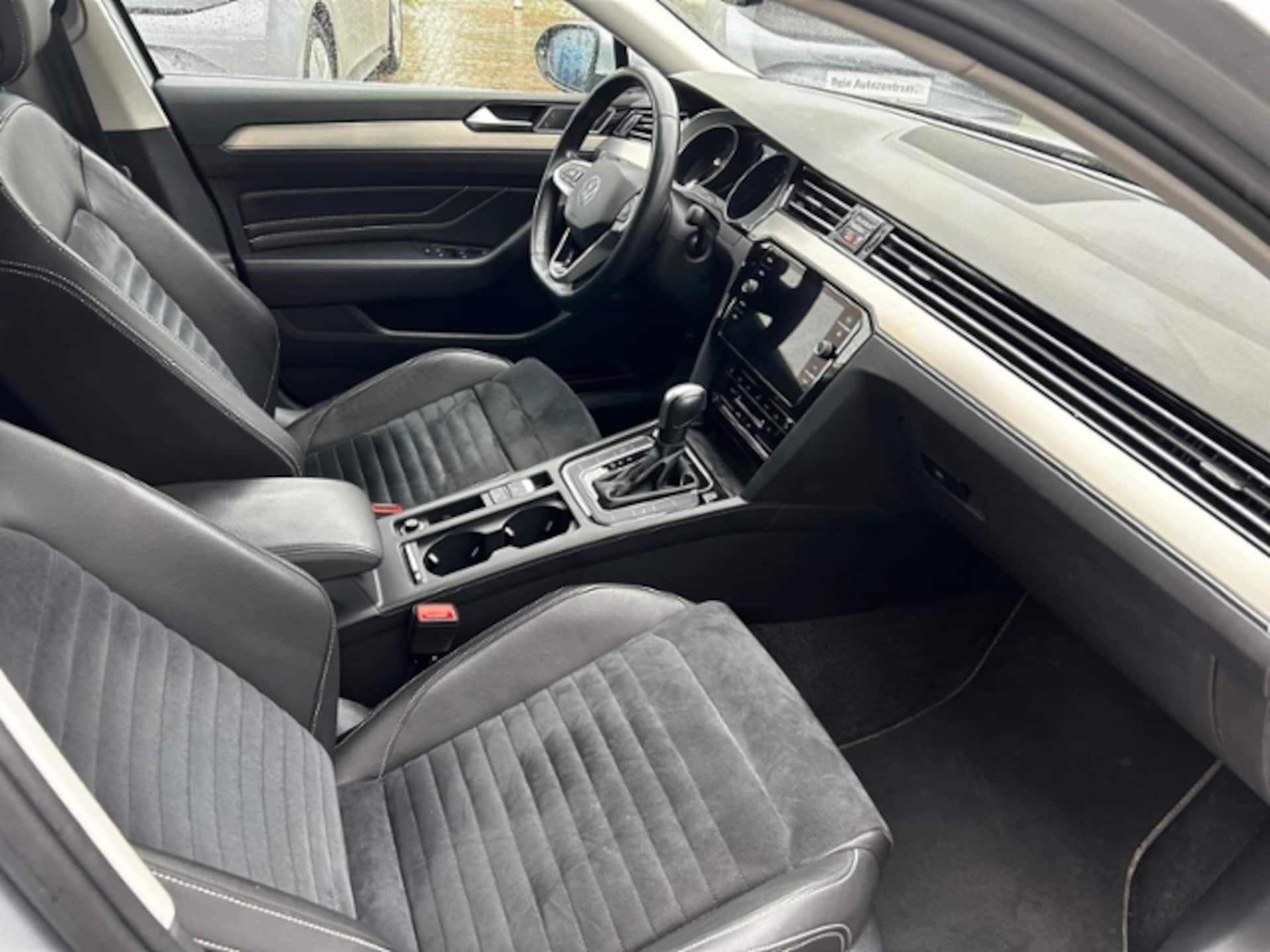 Volkswagen Passat Variant Elegance