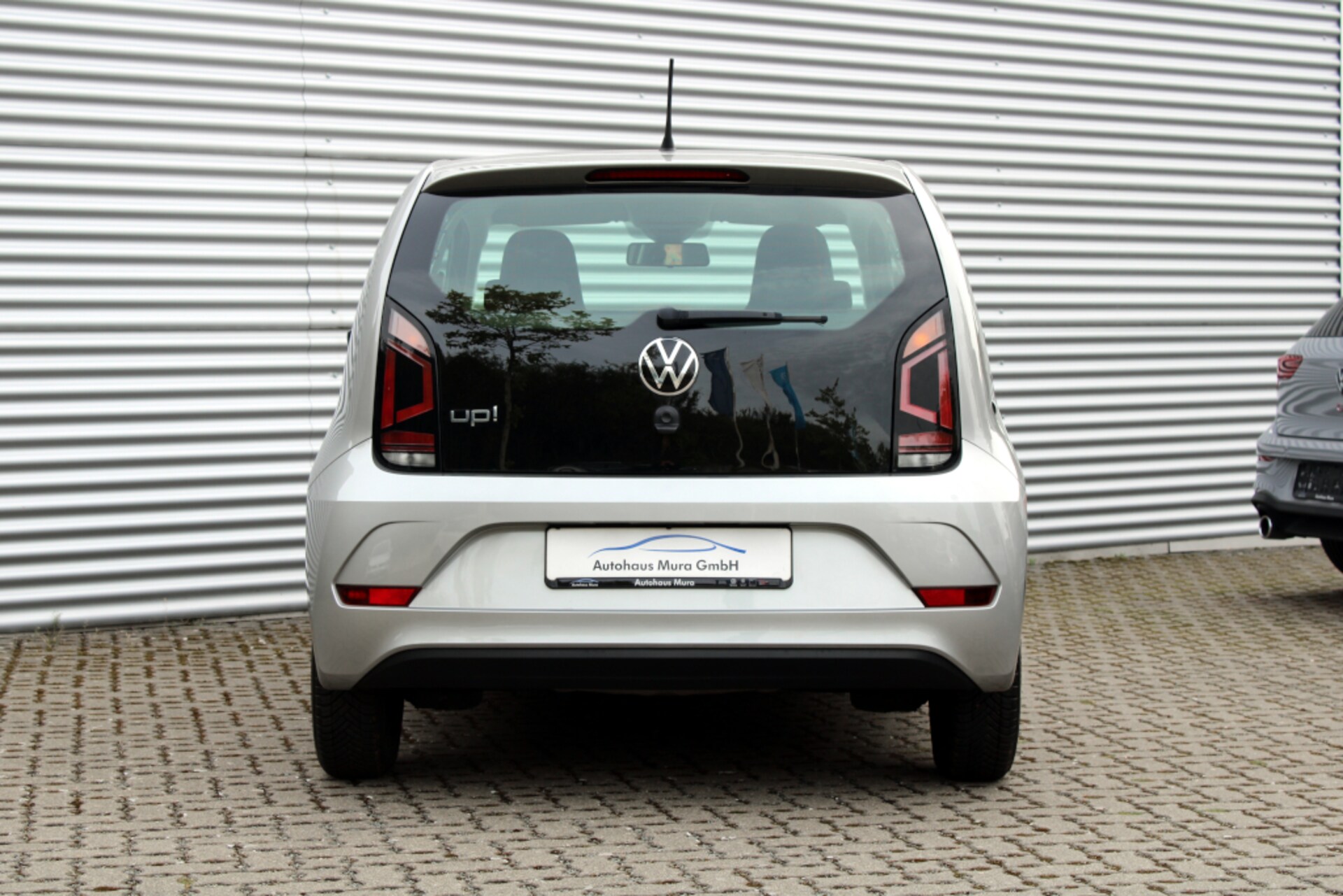 Volkswagen up! move up!