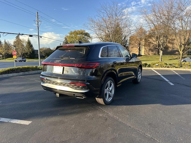 2025 Audi Q5 Premium Plus - Photo 7