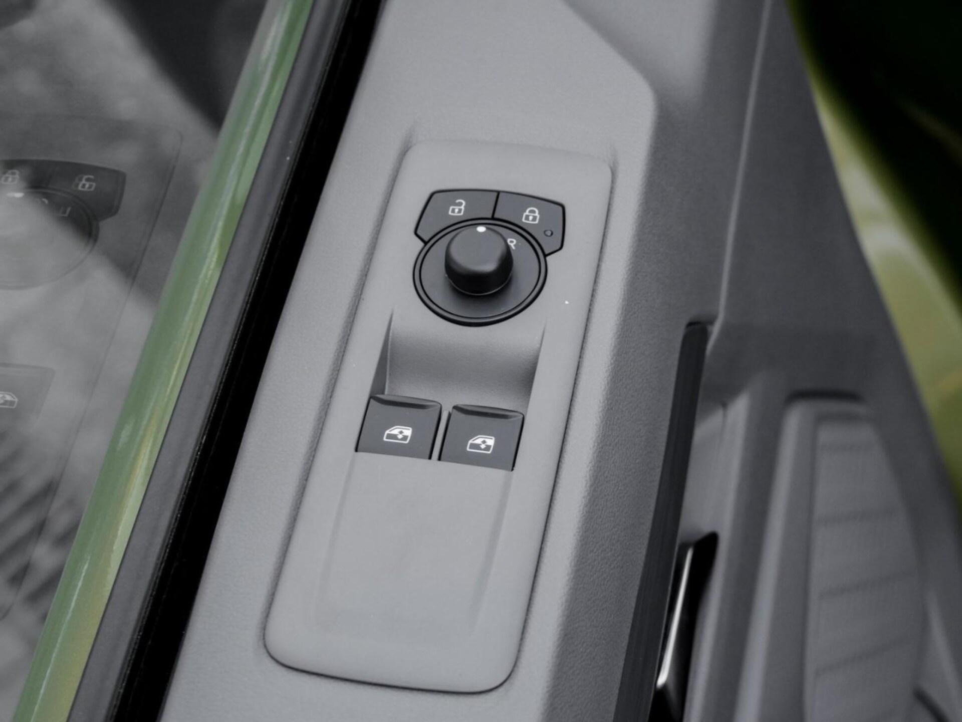Volkswagen e-Caravelle Life