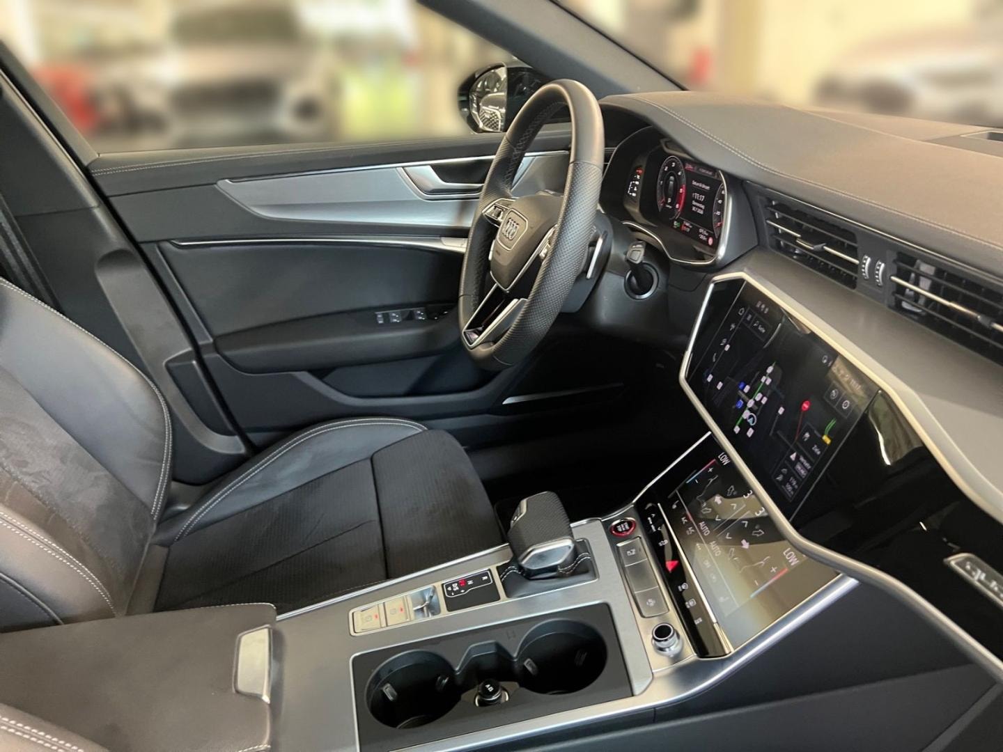 Bild über Audi S6 Avant TDI quattro tiptronic - für weitere Informationen kontaktieren Sie den Audi Partner
