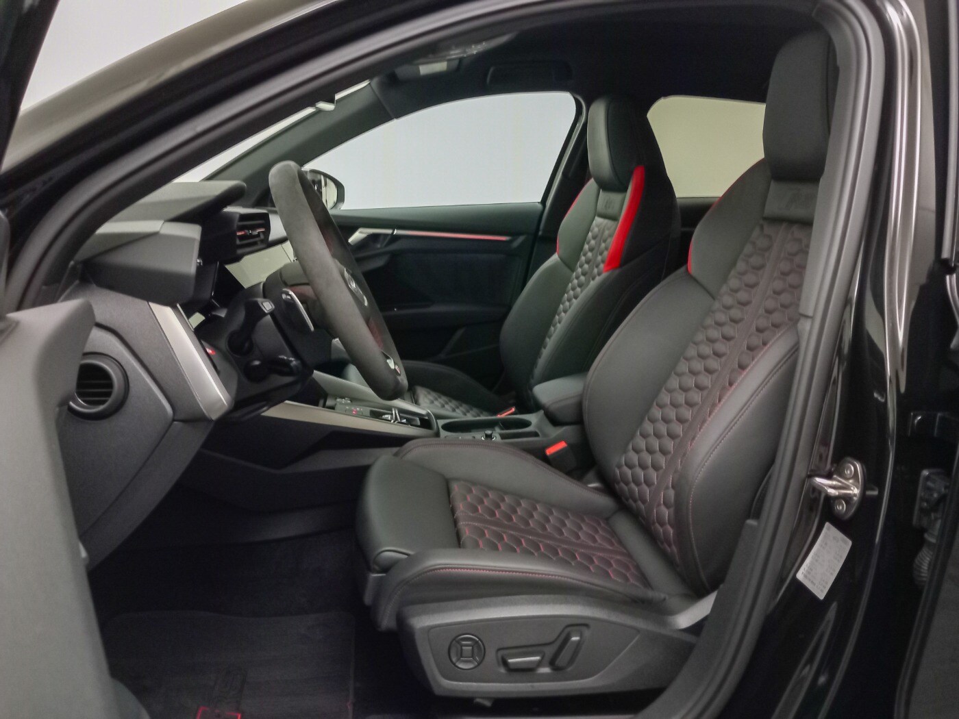 Image about Audi RS 3 Sportback TFSI quattro S tronic