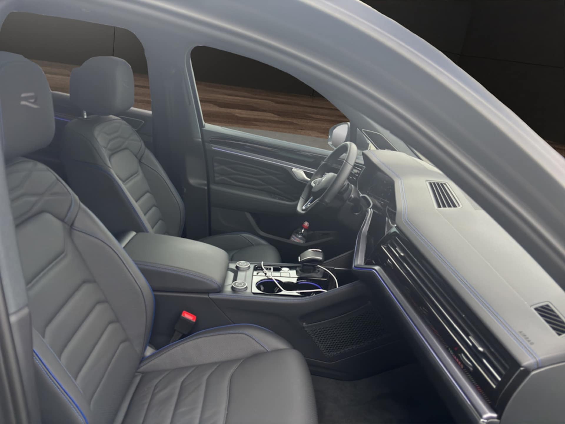 Volkswagen Touareg R