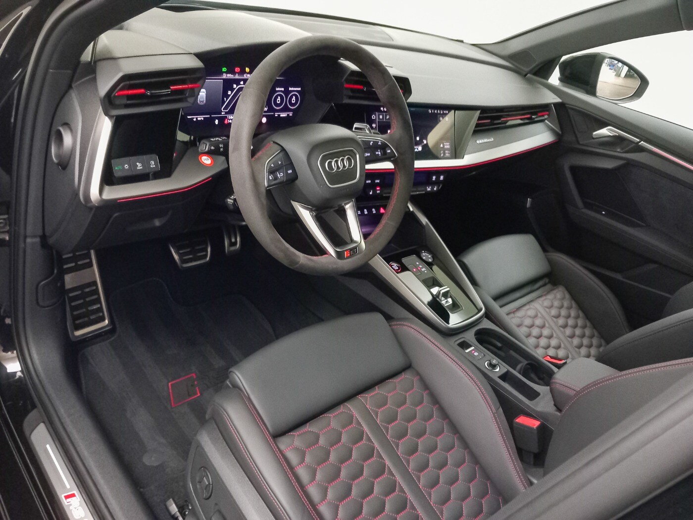 Image about Audi RS 3 Sportback TFSI quattro S tronic
