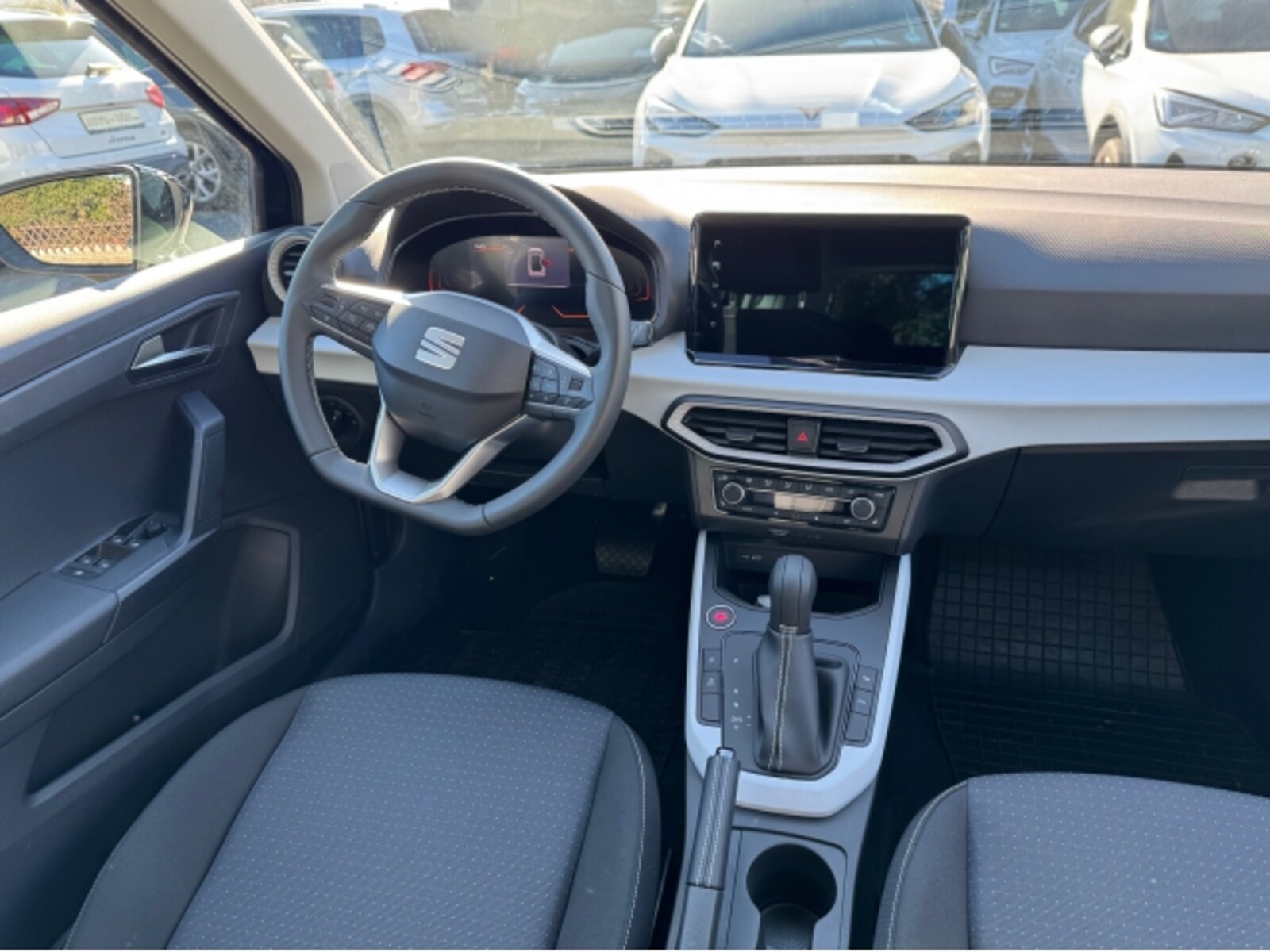 SEAT Arona – Bild 12