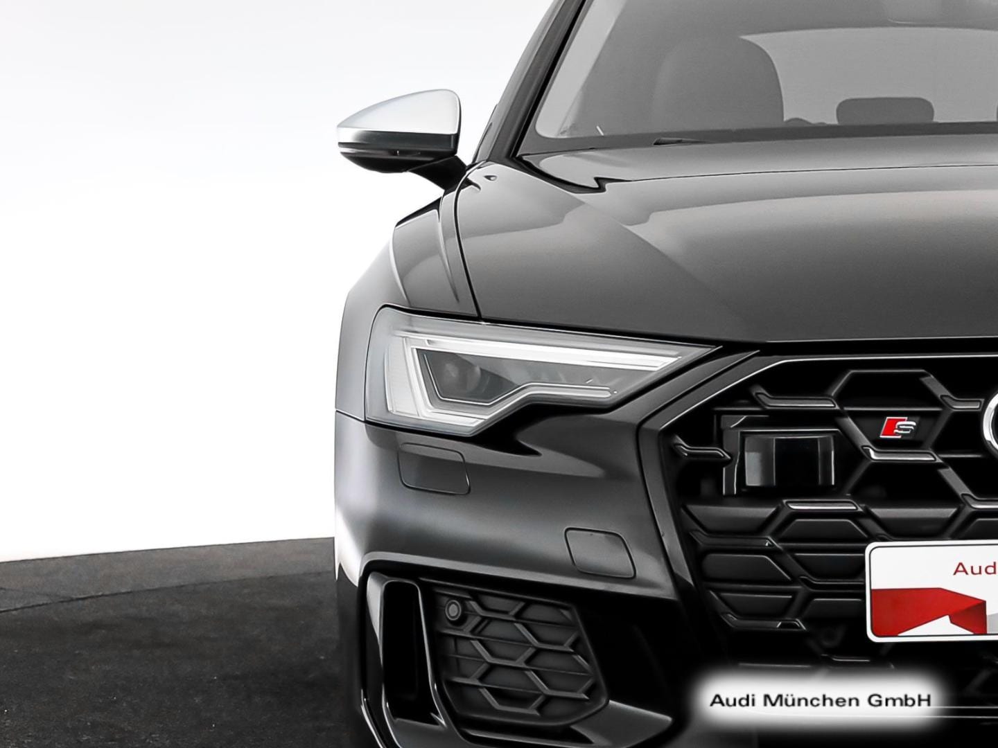 Bild über Audi S6 Avant TDI quattro tiptronic - für weitere Informationen kontaktieren Sie den Audi Partner