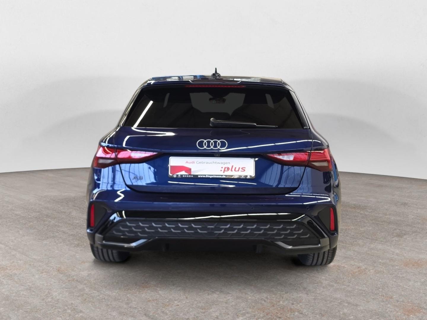 Bild über Audi A3 Sportback S line 35 TDI S tronic - für weitere Informationen kontaktieren Sie den Audi Partner