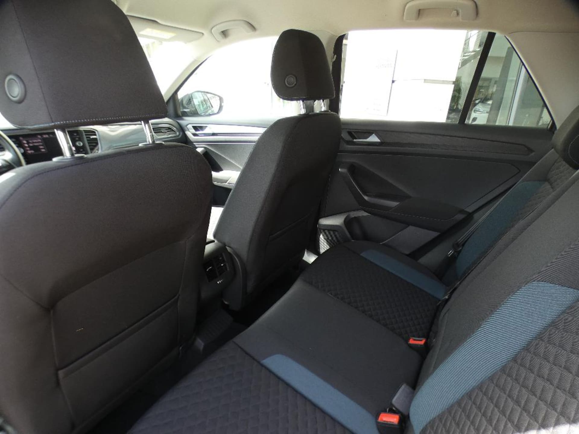 Volkswagen T-Roc IQ.DRIVE