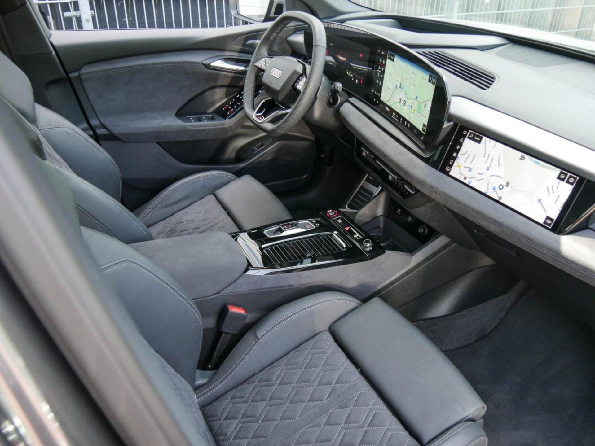 Audi SQ6 SUV e-tron