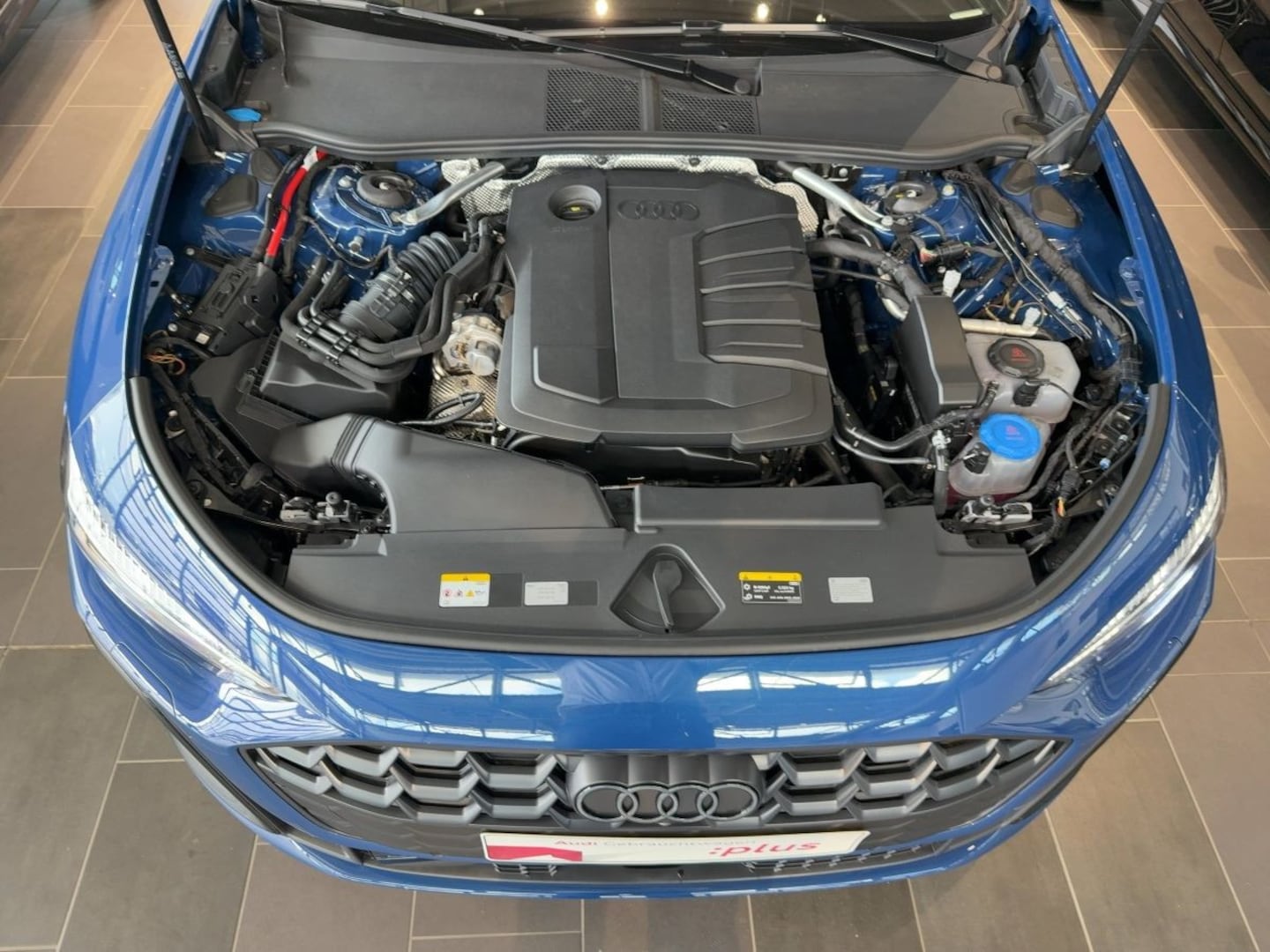 Bild über Audi A5 Avant TDI quattro 150 kW S tronic - für weitere Informationen kontaktieren Sie den Audi Partner