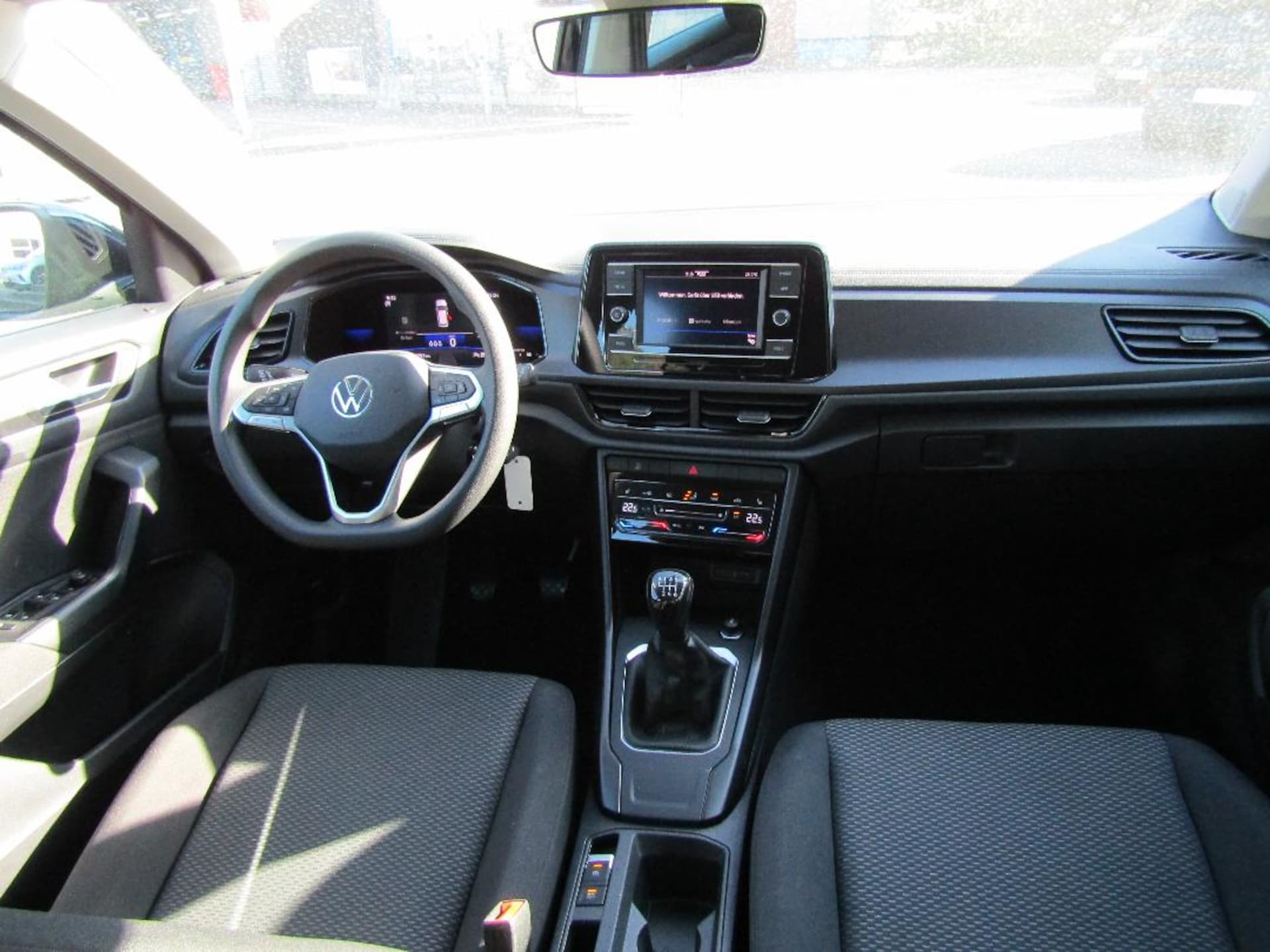 Volkswagen T-Roc Basis-Modell