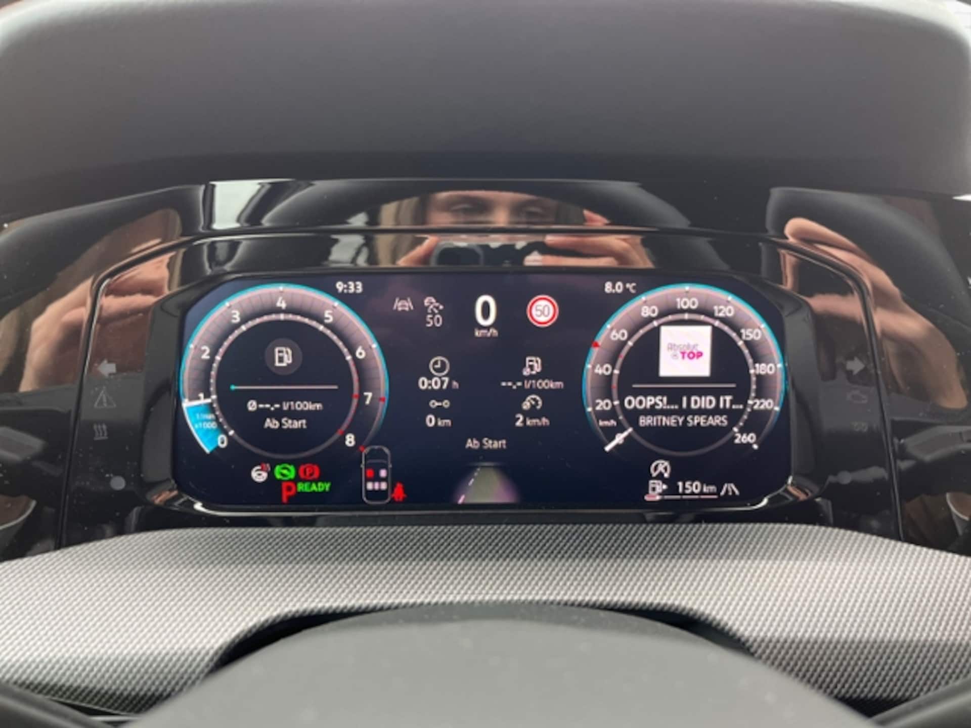 Volkswagen Golf R-Line