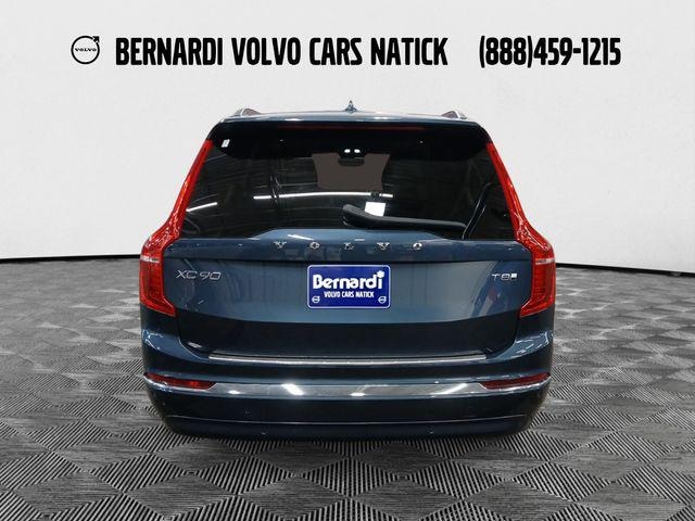 2025 Volvo XC90 Plug-In Hybrid