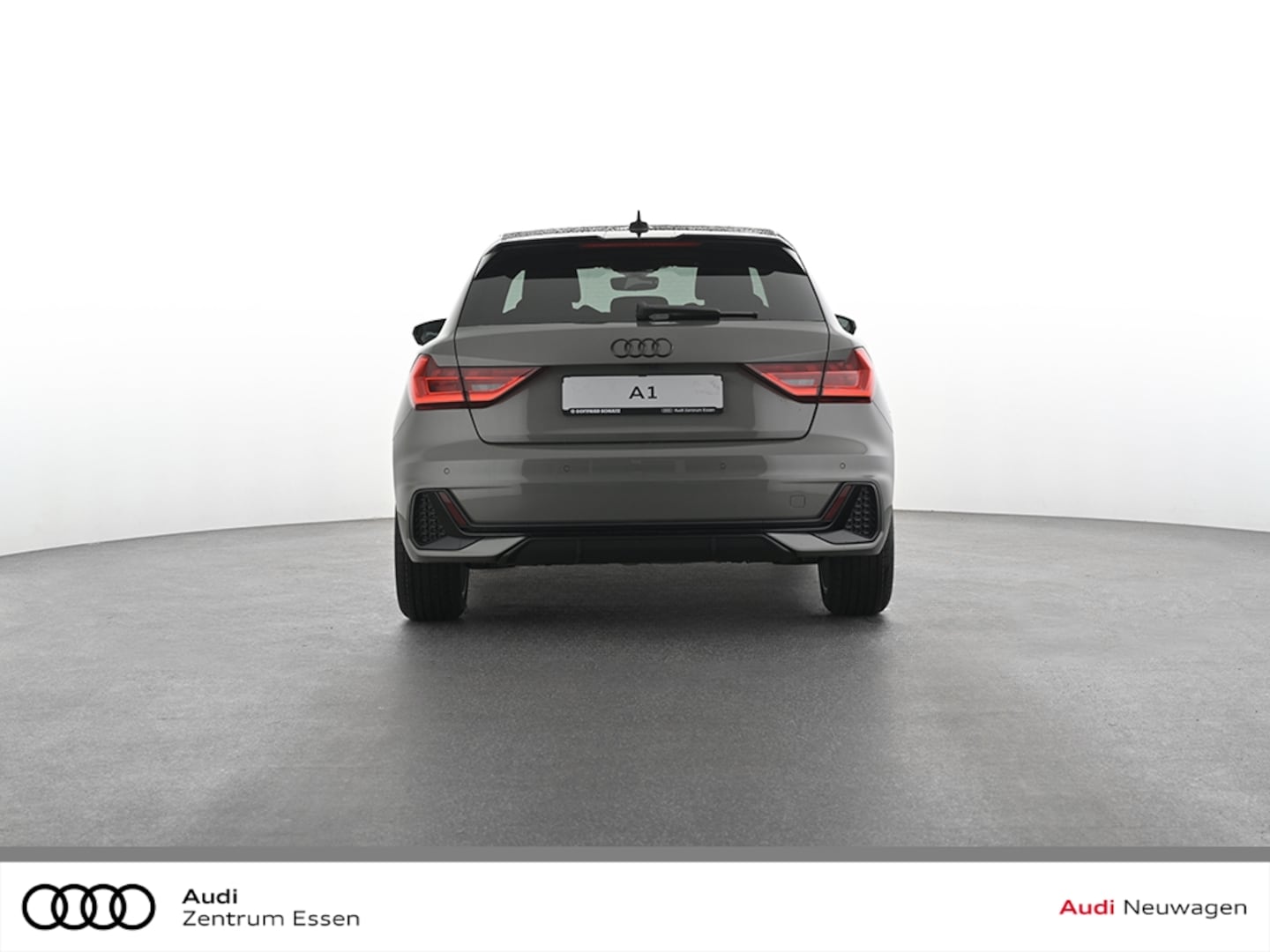 Bild über Audi A1 Sportback S line 30 TFSI S tronic - für weitere Informationen kontaktieren Sie den Audi Partner
