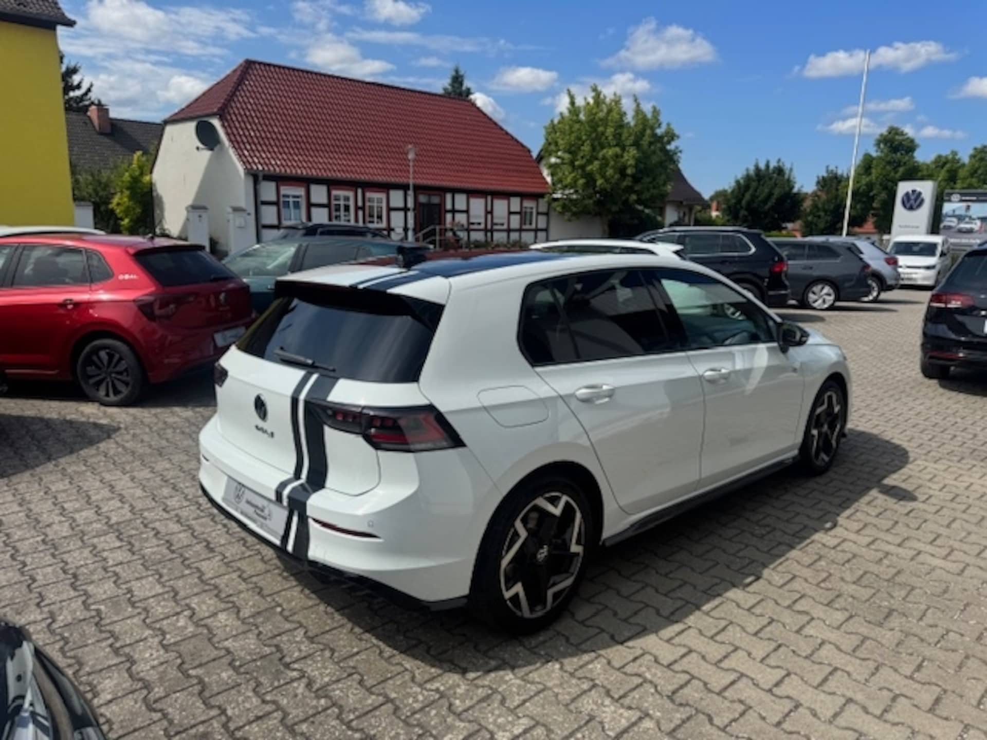 Volkswagen Golf R-Line