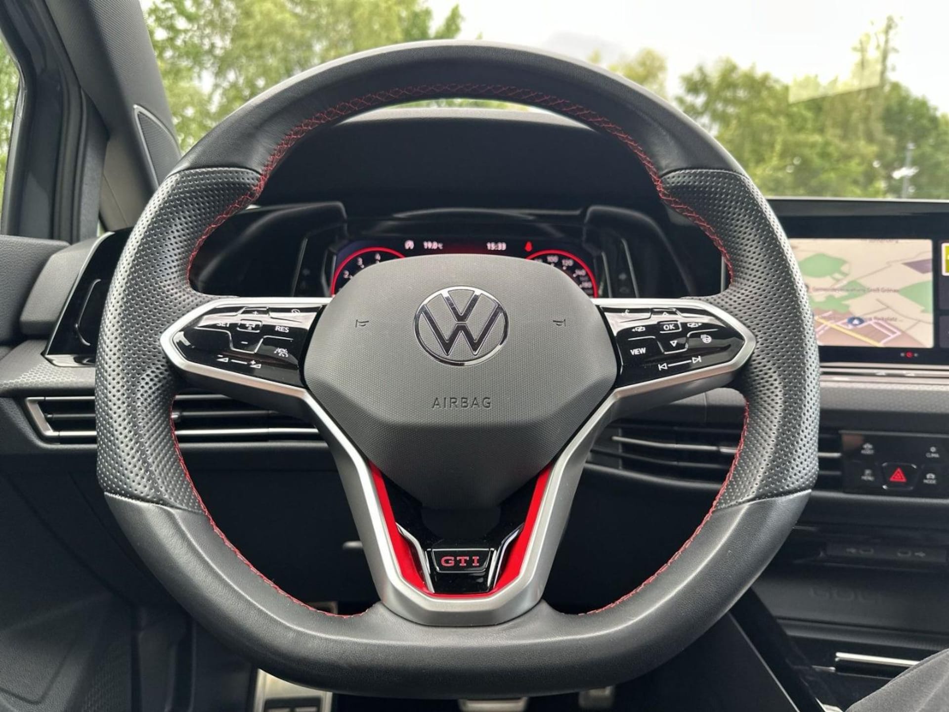 Volkswagen Golf GTI