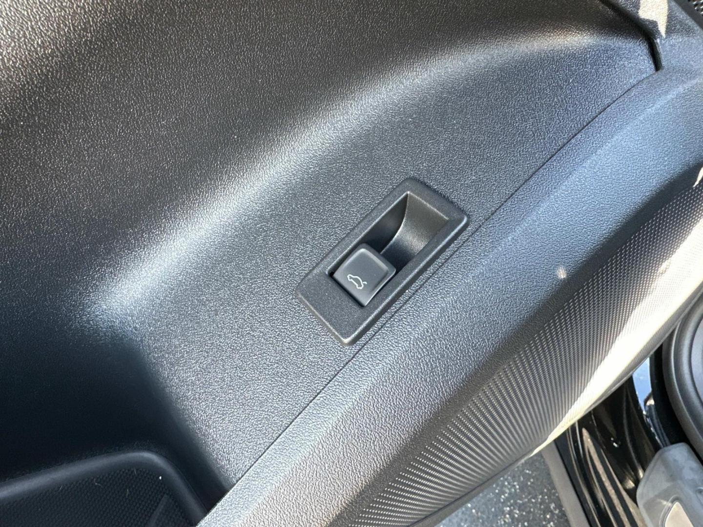 2025 Audi Q5 Premium Plus - Photo 12