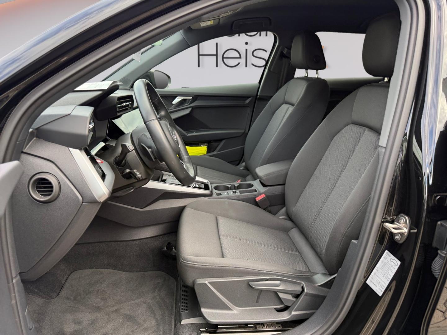 Bild über Audi A3 Sportback advanced 35 TFSI S tronic - für weitere Informationen kontaktieren Sie den Audi Partner
