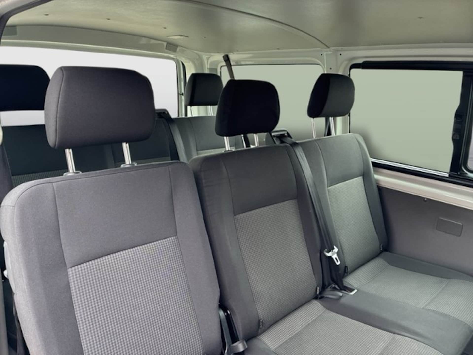 Volkswagen T6.1 Transporter Kombi kurzer Radstand