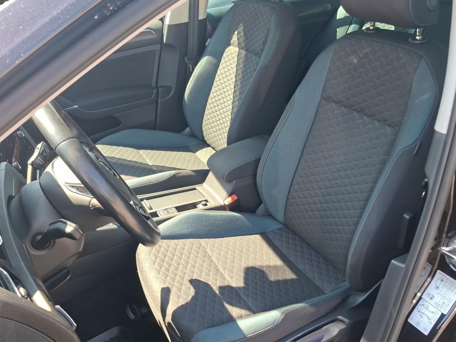 Volkswagen Golf IQ.DRIVE