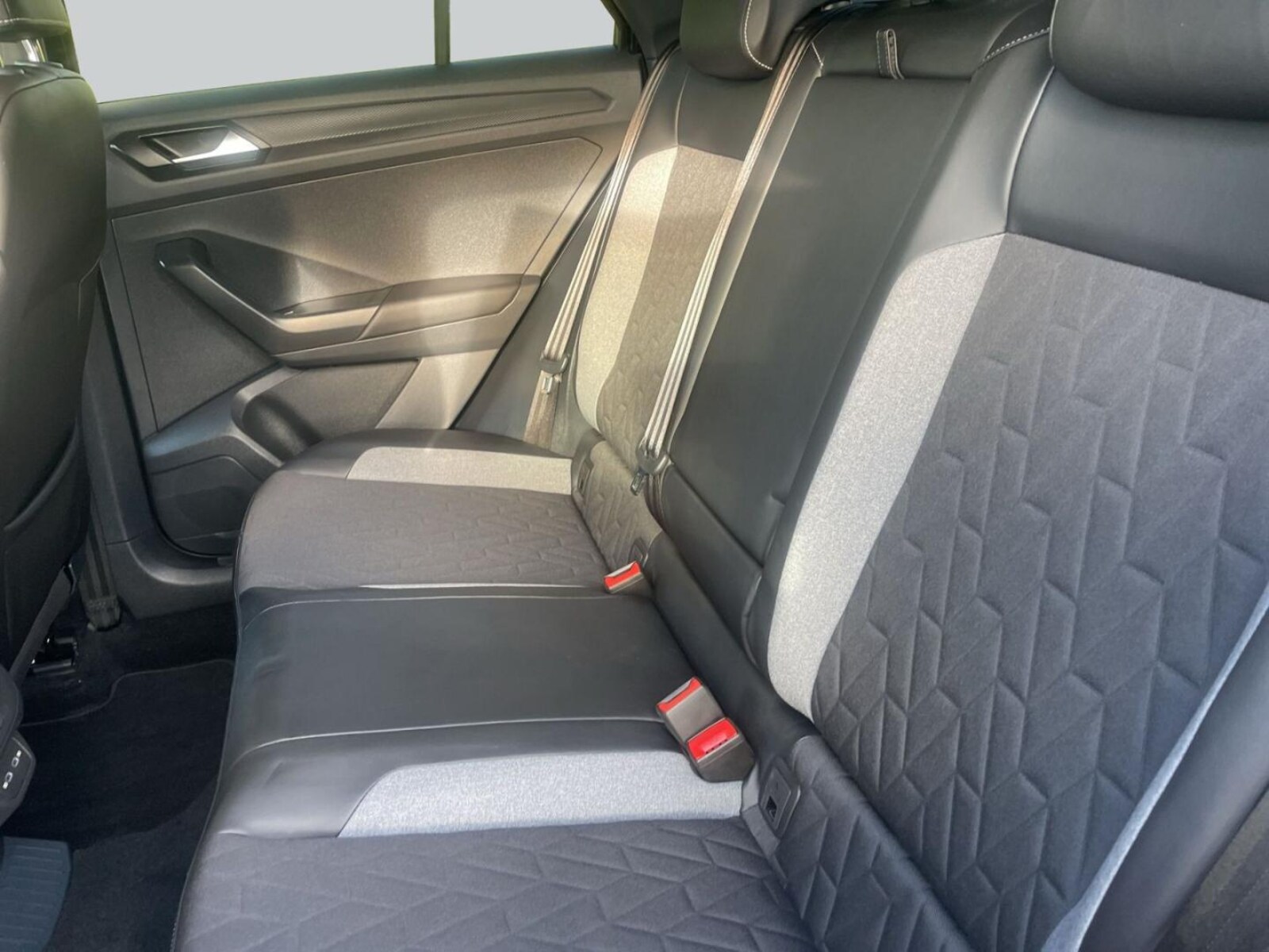 Volkswagen T-Roc – Bild 11