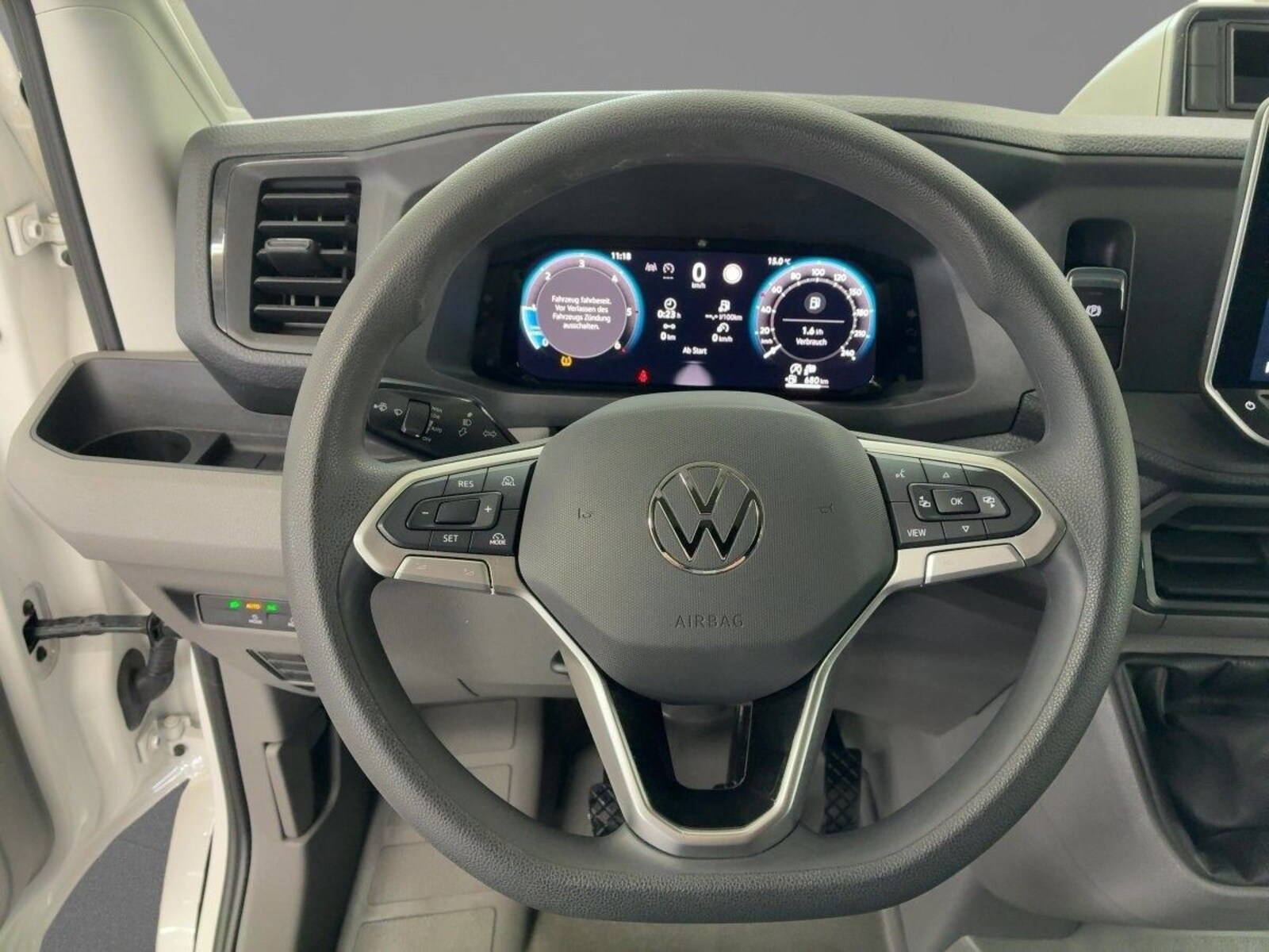 Volkswagen Crafter Kasten mittlerer Radstand – Bild 8