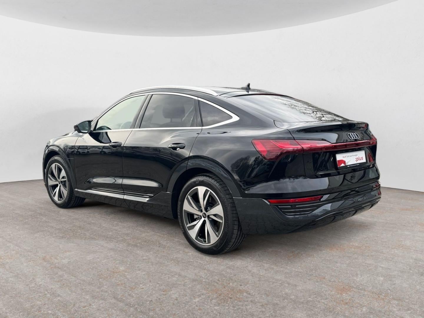Image about Audi Q8 Sportback e-tron advanced 55 e-tron quattro