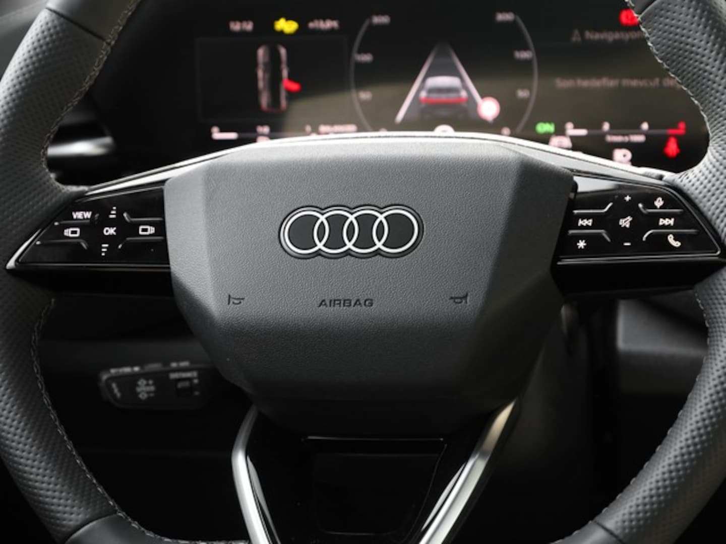 Bild über Audi Q5 Sportback TDI quattro 150 kW S tronic - für weitere Informationen kontaktieren Sie den Audi Partner