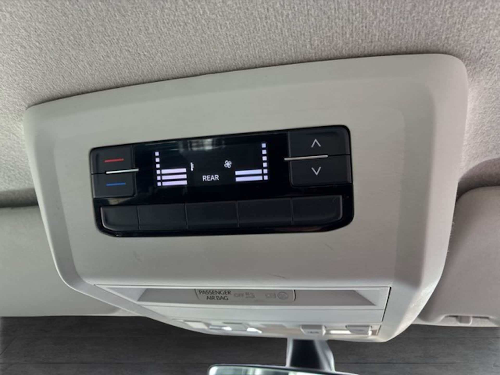 Volkswagen T6.1 Transporter Kombi kurzer Radstand