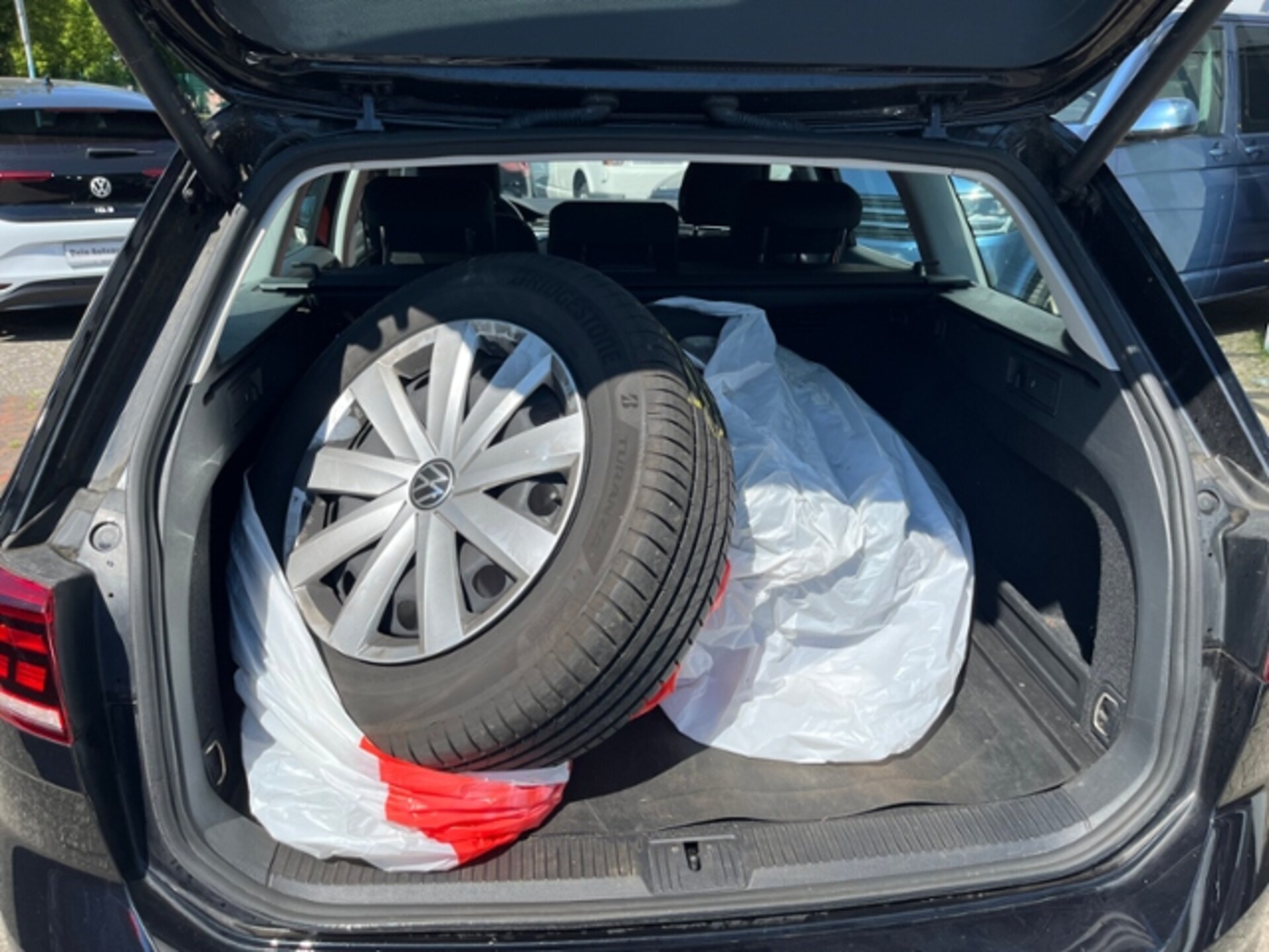 Volkswagen Passat Variant Basis-Modell