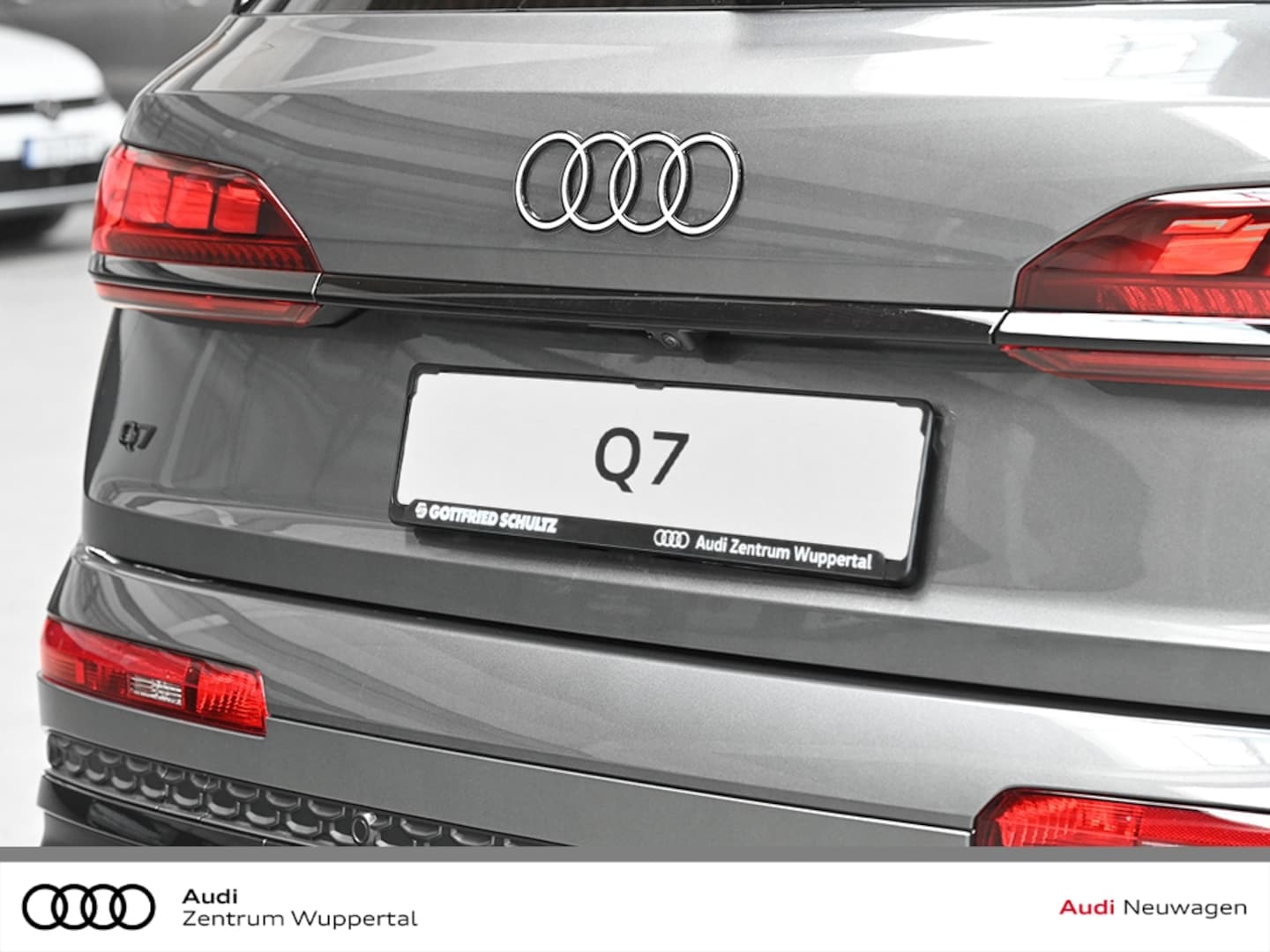 Bild über Audi Q7 SUV TFSI e S line business TFSI e quattro 290 kW tiptronic - für weitere Informationen kontaktieren Sie den Audi Partner