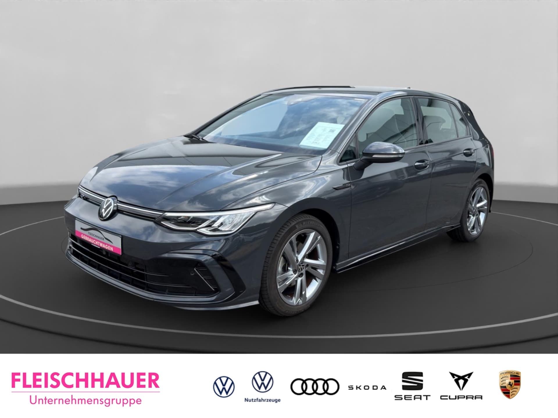 Volkswagen Golf R-Line