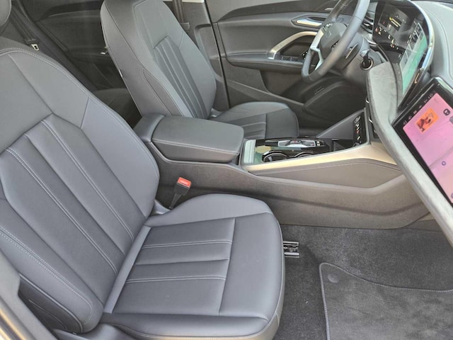 2026 Audi Q5 Premium Plus - Photo 7