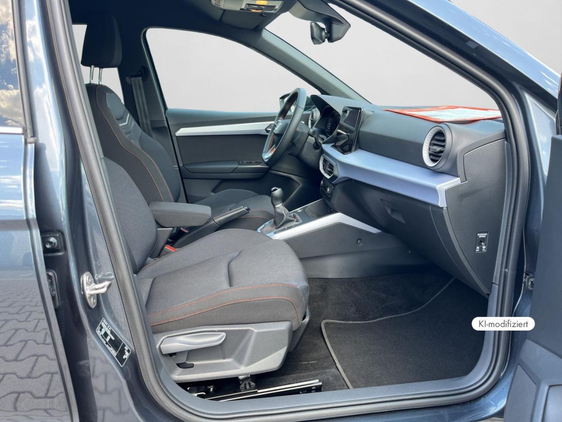 SEAT Arona FR
