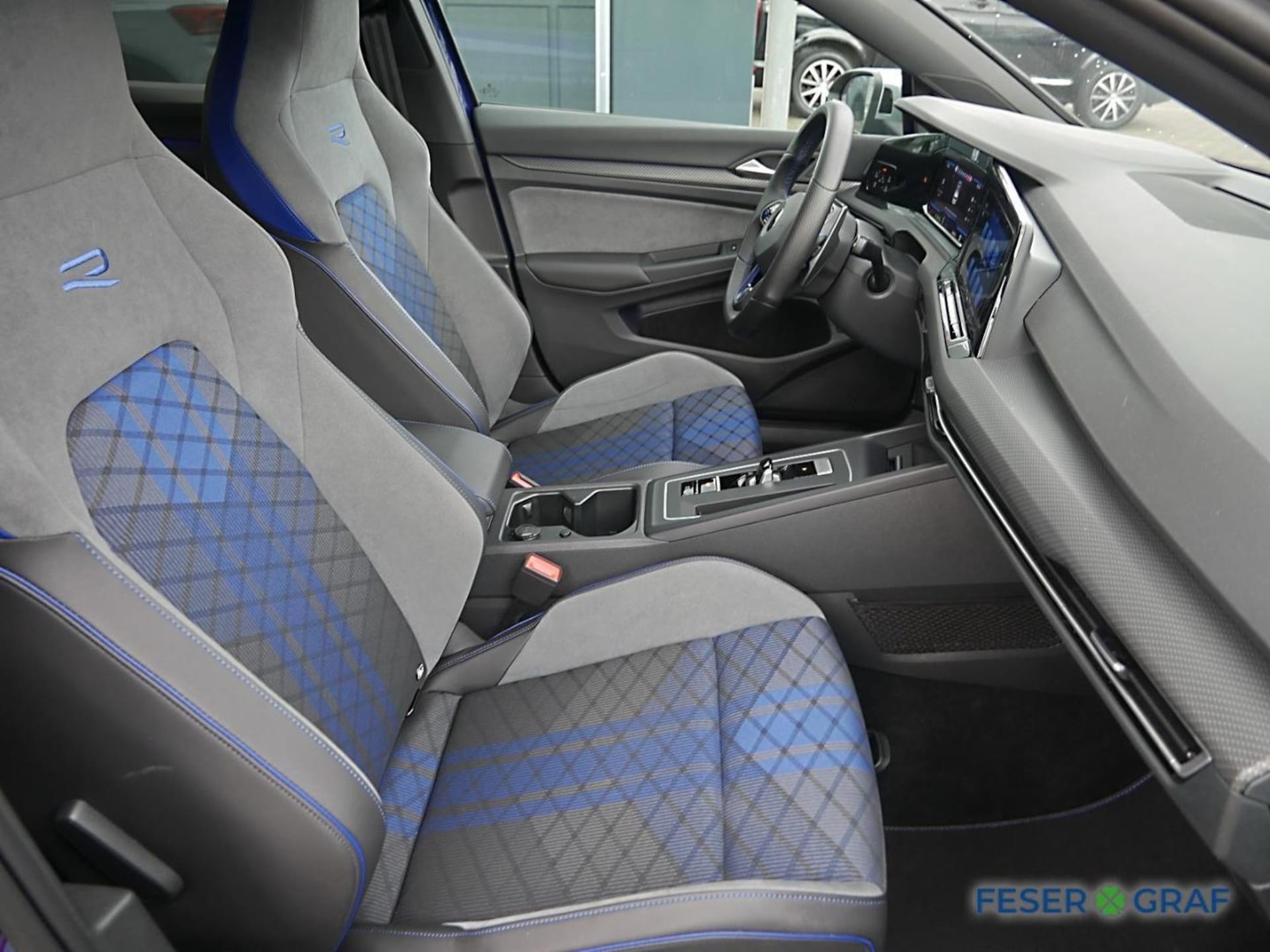 Volkswagen Golf R