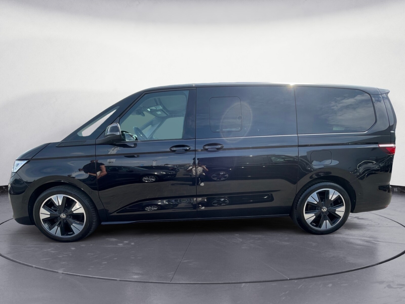 Volkswagen Multivan Langversion – Bild 2