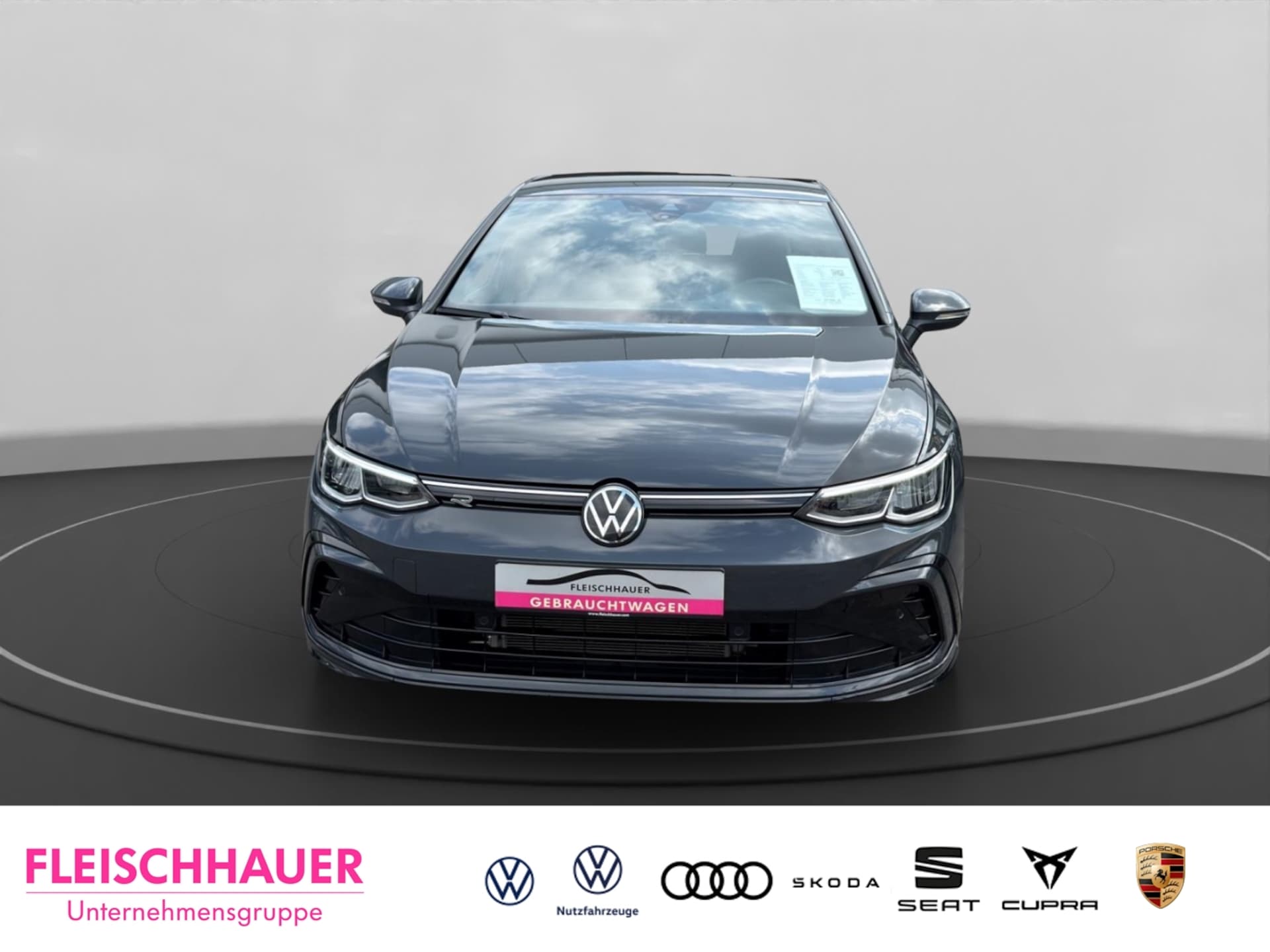 Volkswagen Golf R-Line