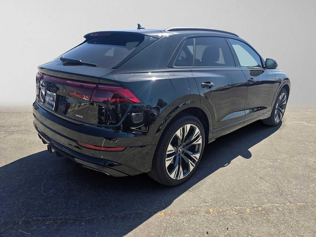 2026 Audi Q8