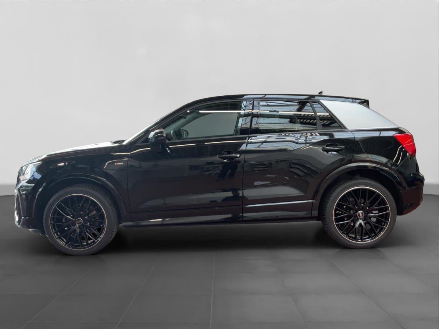 Bild über Audi Q2 S line 35 TFSI S tronic - für weitere Informationen kontaktieren Sie den Audi Partner