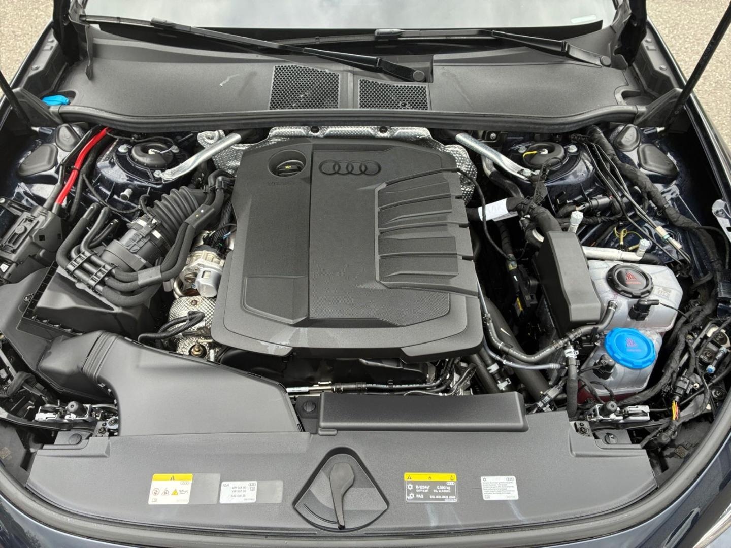Bild über Audi A5 Avant TDI 150 kW S tronic - für weitere Informationen kontaktieren Sie den Audi Partner