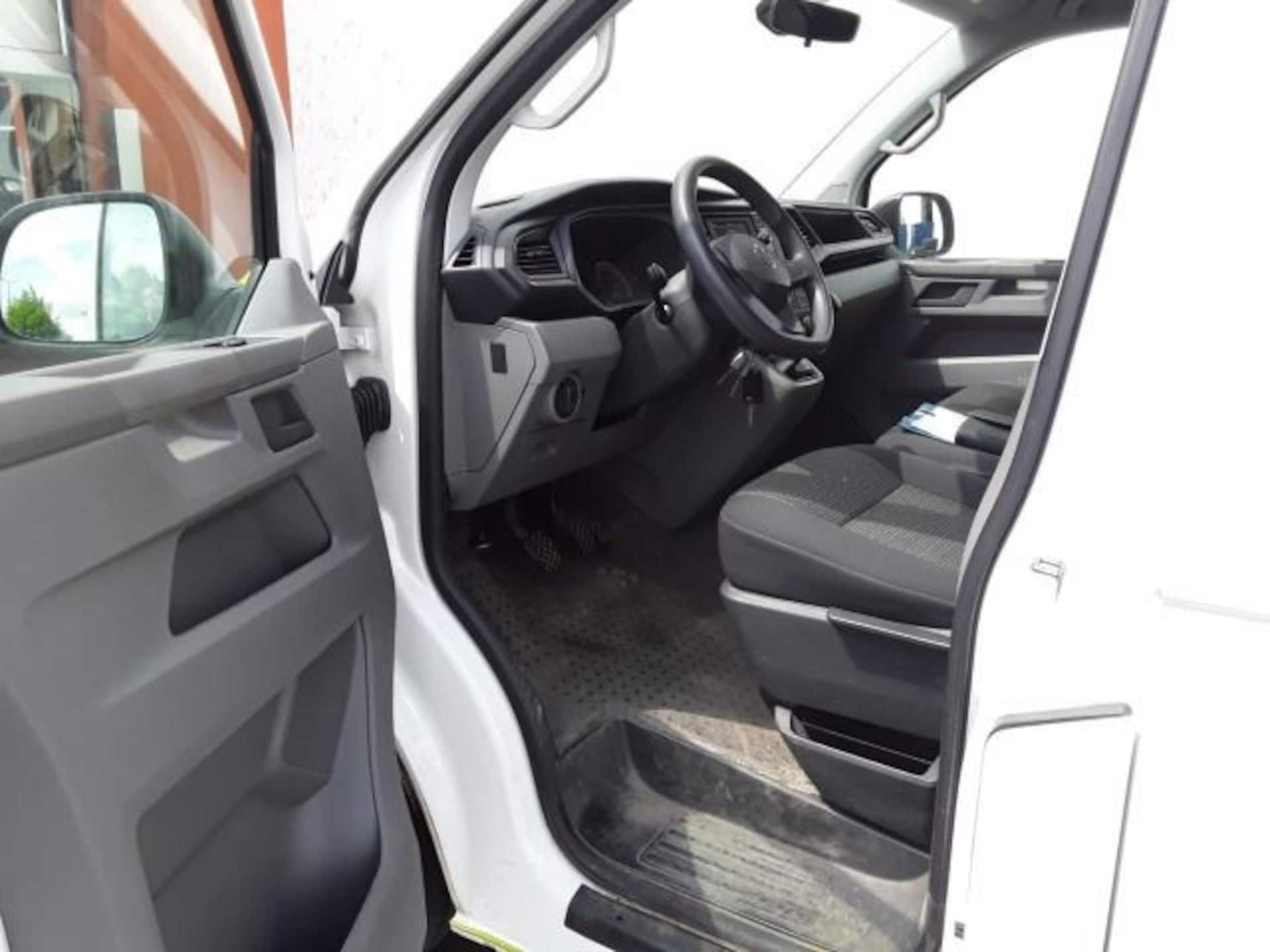 Volkswagen T6.1 Transporter Kasten kurzer Radstand